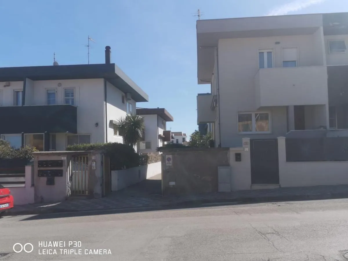Appartamento Nuovo Bilocale A 100 Mt Dal Mare Porto Torres 0*,  Italia